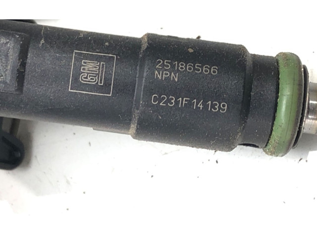 Топливная рампа 25186566   Chevrolet Spark  