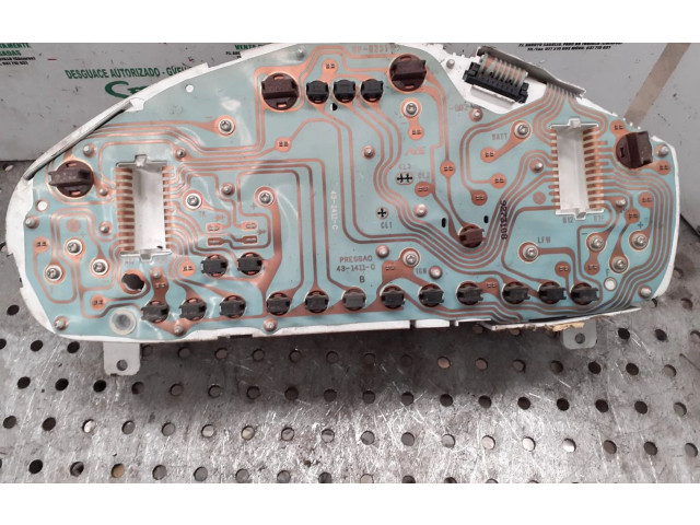 Панель приборов MR381345 Mitsubishi Carisma