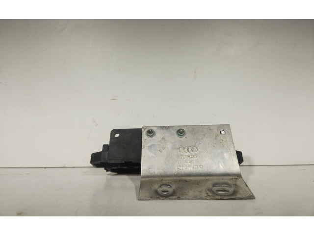 Pojistková skříňka 4A0937545E Audi A8 S8 D2 4D 1998