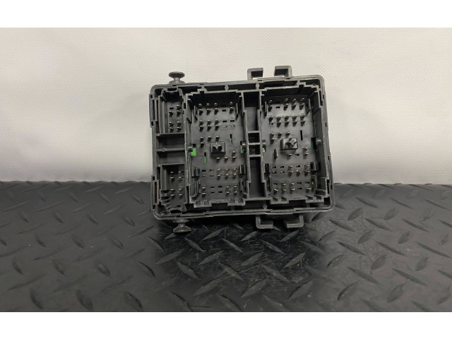 Блок предохранителей  20813087   Chevrolet Tahoe    