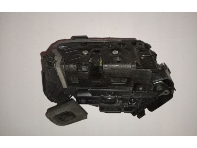 Замок багажника     Volkswagen Golf VII 2013 - 2019 года