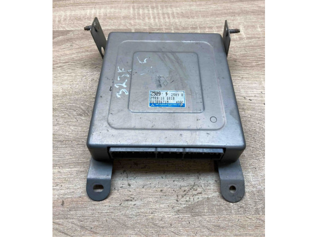 Блок управления двигателем Блок управления Z50918881B, E2T81671M   Mazda 323 F