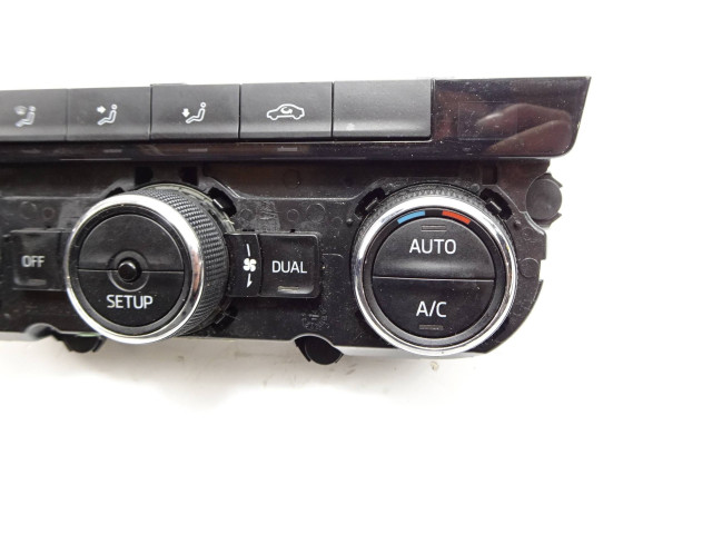 Блок управления климат-контролем 5E0907044K, 5HB01128240   Skoda Octavia Mk3 (5E)