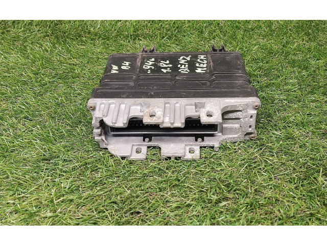 Блок управления двигателем Блок управления 8A0907311L, 0261203188   Volkswagen PASSAT B4