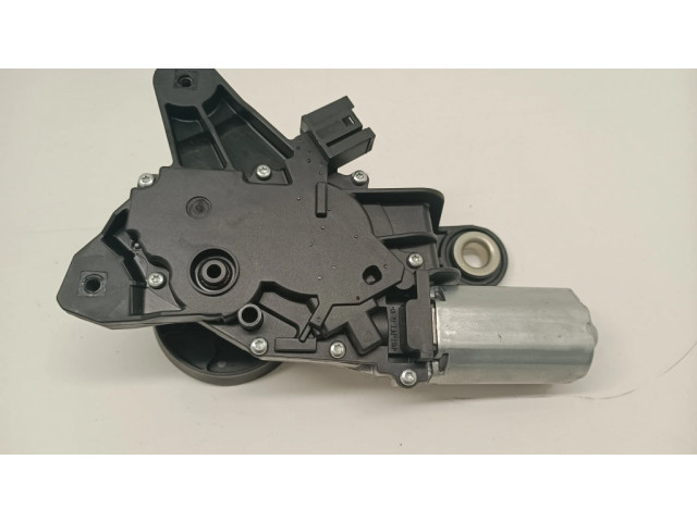 Моторчик заднего дворника 0390201231, 7311415    BMW 3 F30 F35 F31