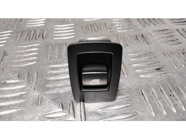 Включатель электрических окон