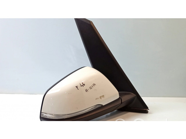 Zpětné zrcátko BMW 2 F46 2016 024208, 7421462