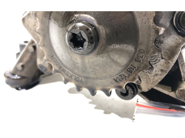 Масляный насос 038115121A Skoda Octavia Mk2 (1Z)