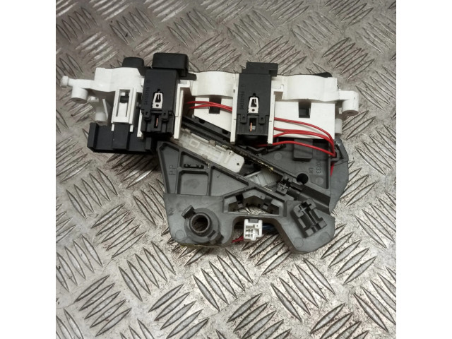 Блок управления климат-контролем    Nissan Primera