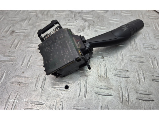 Ручка стеклоочистителей 17A164   Subaru Forester SH