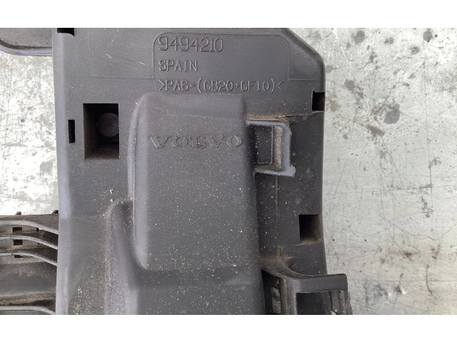Блок предохранителей 9494210 Volvo V70