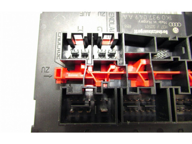 Блок предохранителей 1K0937049AA Volkswagen Caddy