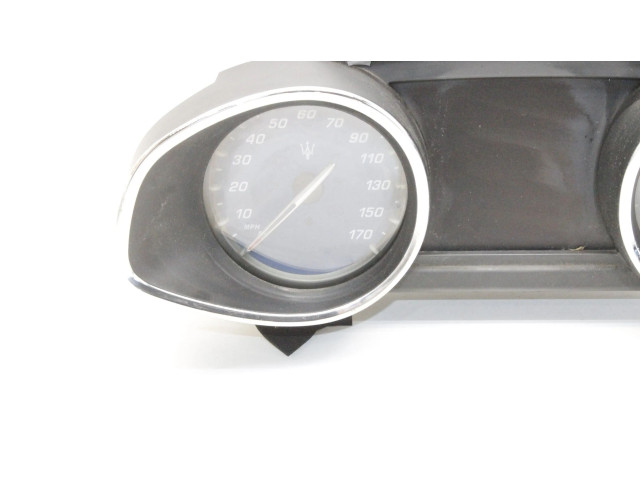 Přístrojová deska Maserati Quattroporte 2017 670100136