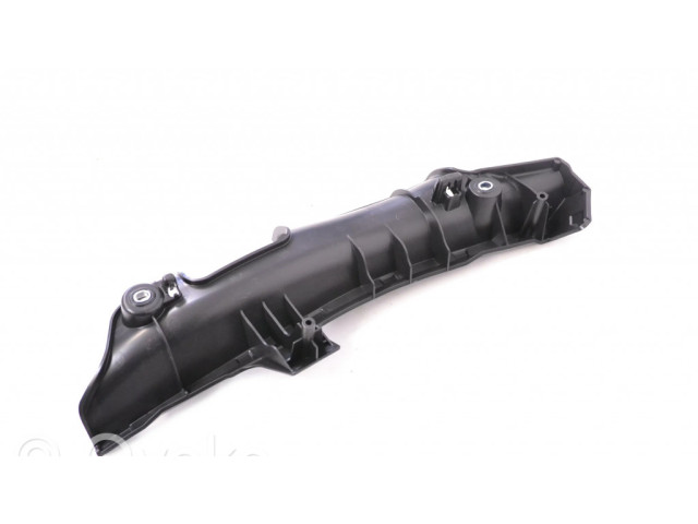 Другая деталь салона