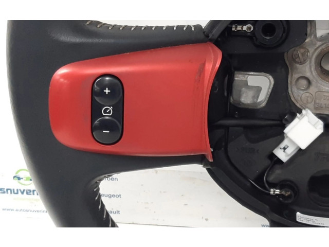 Руль Renault Twingo III  2014 -  года 484008551R, 484008551R      