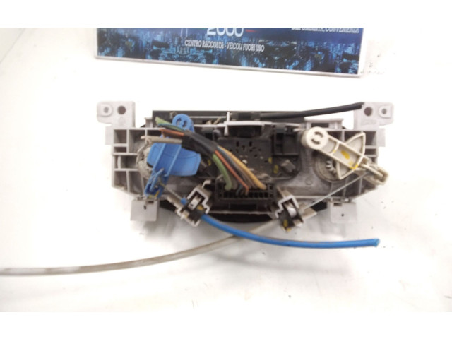 Блок управления климат-контролем Dacia Sandero