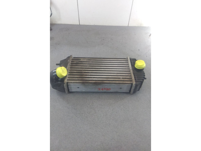 Интеркулер  13620-68L51   Suzuki Swift 