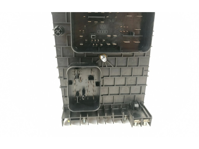 Řídící jednotka 1K0937124K   Seat Toledo III (5P) 2005