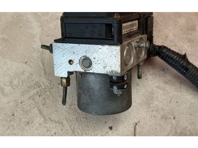 Блок АБС 27534SA020, 476L1140904 Subaru Forester SG 2003 - 2005 года