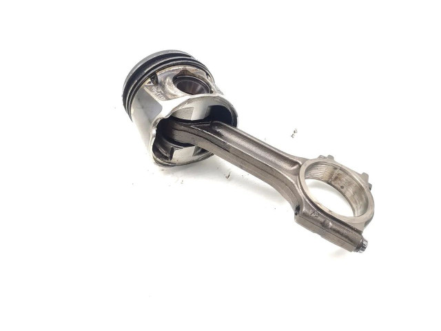  Поршень с шатуном M9R782 M9R782  Renault Trafic II (X83)  