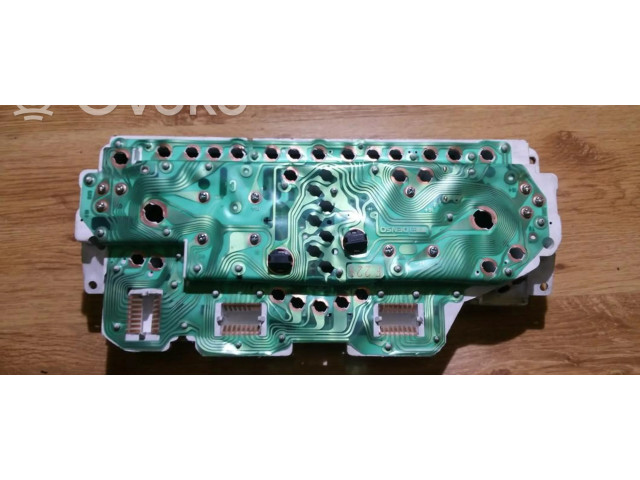 Панель приборов mr218504, 157370-6811 Mitsubishi Galant