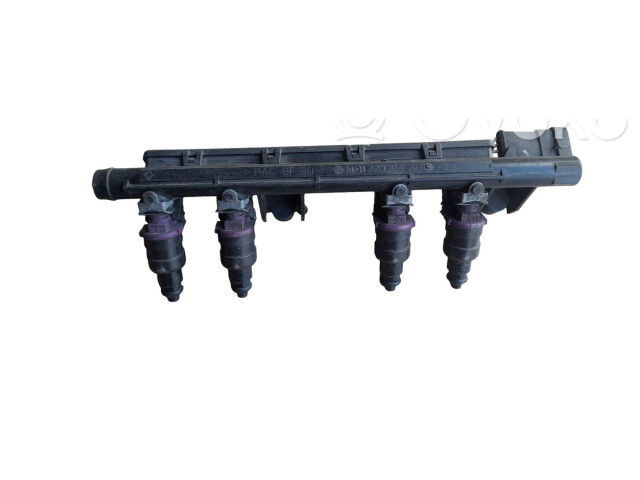 Топливная рампа 7700114516   Renault Clio II  