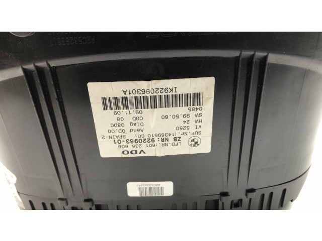 Přístrojová deska BMW X1 E84 2013 922096301