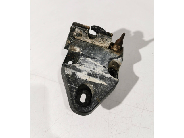 Замок багажника     Renault Trafic II (X83) 2002 - 2014 года