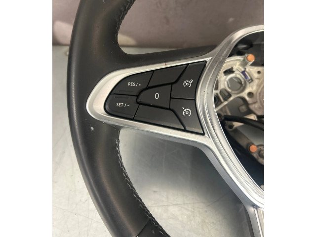 Руль Renault Captur II 2020 - года 484000642R, 34268122D