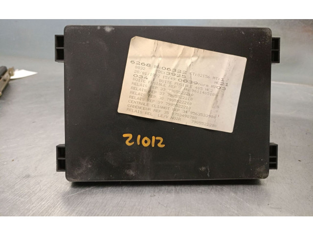 Pojistková skříňka Řídící jednotka BSM 9611405180, 9563533980 Peugeot 405 1992