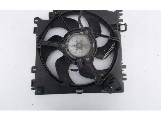 Вентилятор радиатора     8200688375, 1831441000    Renault Clio III 