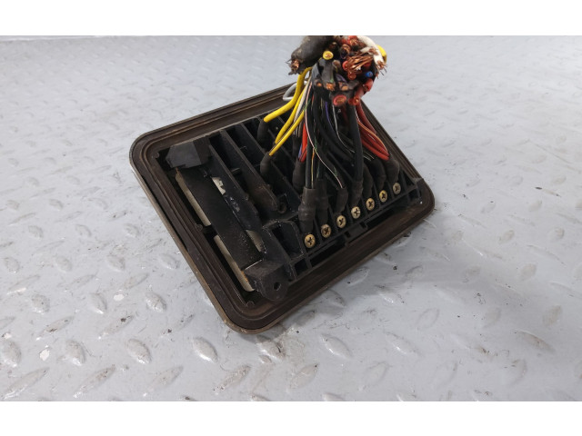 Ящик предохранителей (комплект)    A1235400350, 1235400350   Mercedes-Benz 200 300 W123