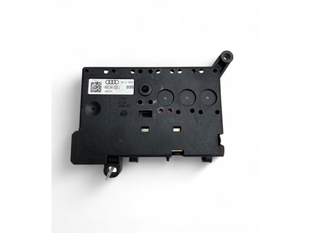Pojistková skříňka 4M0941828J Audi Q7 4M 2018