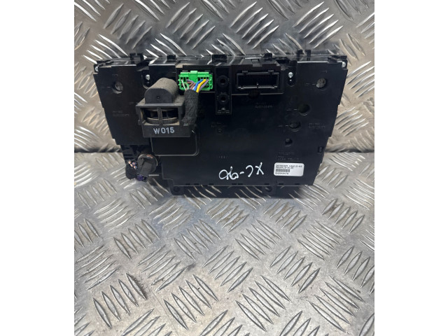 Блок управления климат-контролем 30782329, SN2040478   Volvo XC90