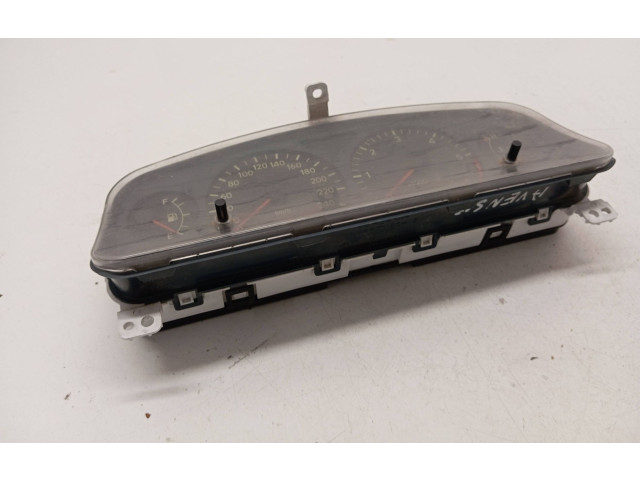 Přístrojová deska Toyota Avensis T220 1999 88458014