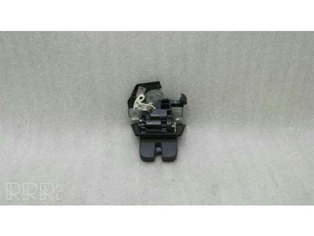 замок багажника 8R0827505 Audi RS4 B8 2012-2015 года