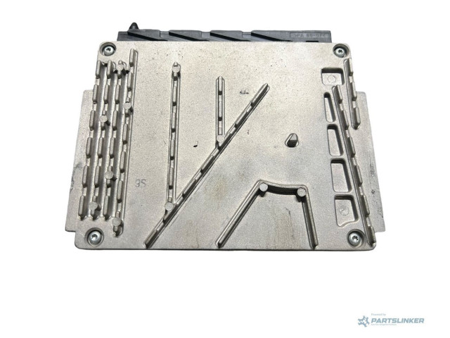 Řídící jednotka 30646978A Volvo XC90 2002