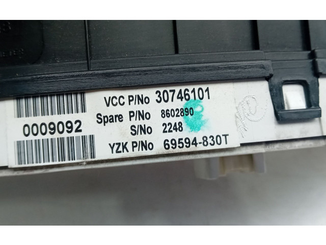 Панель приборов 30746101, 331000KM   Volvo XC90       