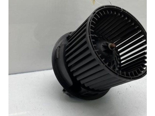 Вентилятор печки 272100975R Dacia Logan II