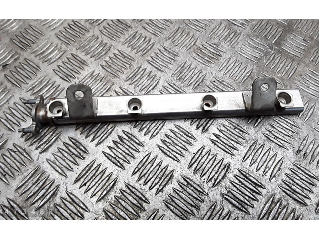 Vstřikovací lišta    KIA Venga     