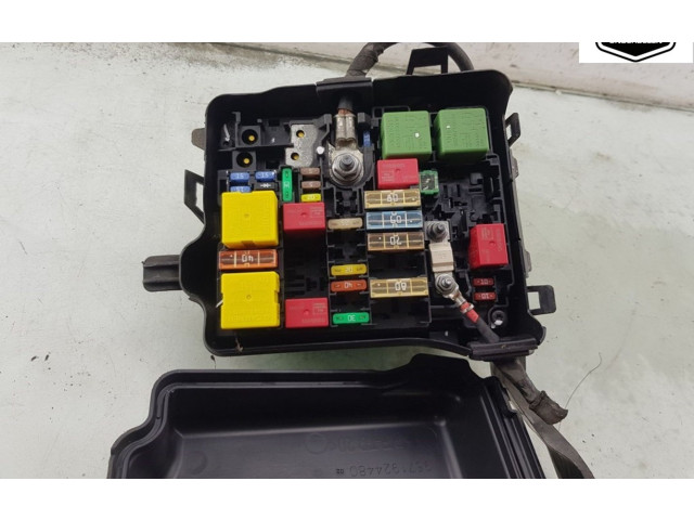 Блок предохранителей  42742002, 42742002   Peugeot 2008 I    