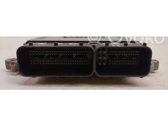 Блок управления двигателем Блок управления P05187324AB, 0281013643   Jeep Grand Cherokee (WK)