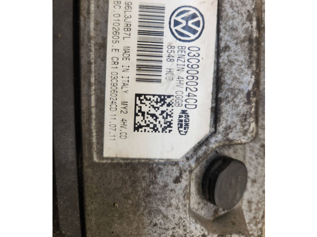 Блок управления двигателя 03C906024CD, 96L3JRB7L Skoda Fabia Mk2 (5J)