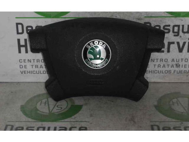 Подушка безопасности водителя 122421200, 0110009 Skoda Fabia Mk1 (6Y)