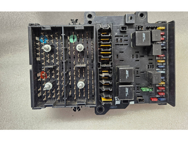 Pojistková skříňka P4707794, TBQJ117620236 Chrysler Voyager 2000