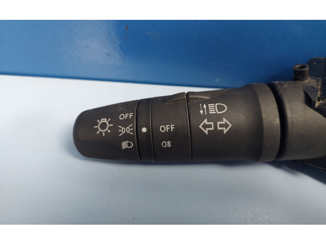 Ручка поворотов/ фонарей