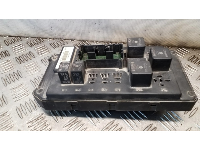 Блок предохранителей 56050066AC Jeep Grand Cherokee (WK)