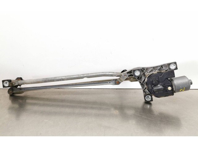 Моторчик дворников HW3452, 0390241688    Volvo C30