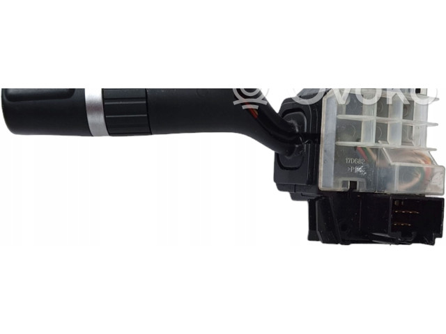 Ручка стеклоочистителей 17D682, 17D682 Mazda 3 I