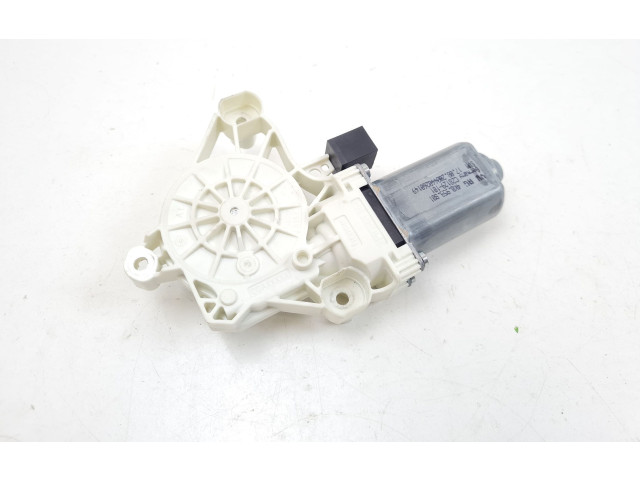 Моторчик заднего дворника 4K0959801    Audi e-tron